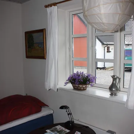 Holmehuset 3*
